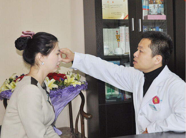 颜世楠,自体脂肪丰额头,对比图,长春好的整形医院